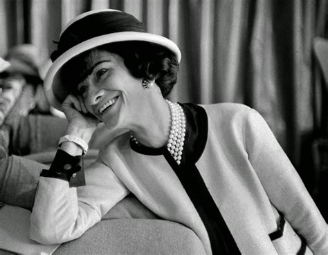 características de coco chanel|coco chanel sombreros.